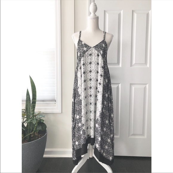 Forever 21 Dresses & Skirts - 6/$25 F21 Black White Tribal Print Long Dress